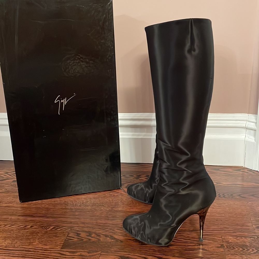Giuseppe Zanotti tall boots